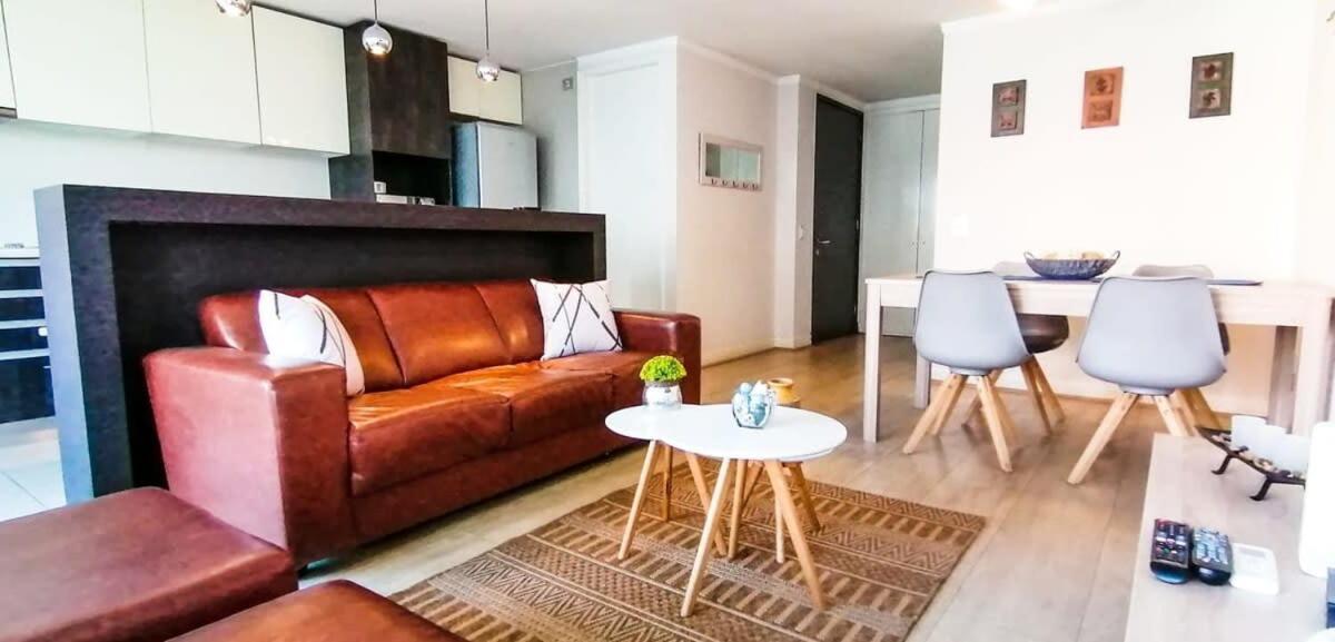 Kennedy Modern - 2 Bed In Condes * Santiago